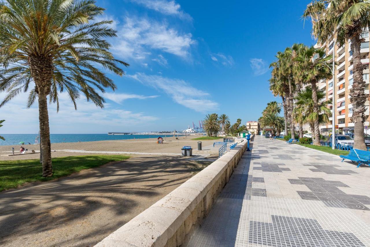 Malaga Beach And Historic Centre Malagueta Exterior photo